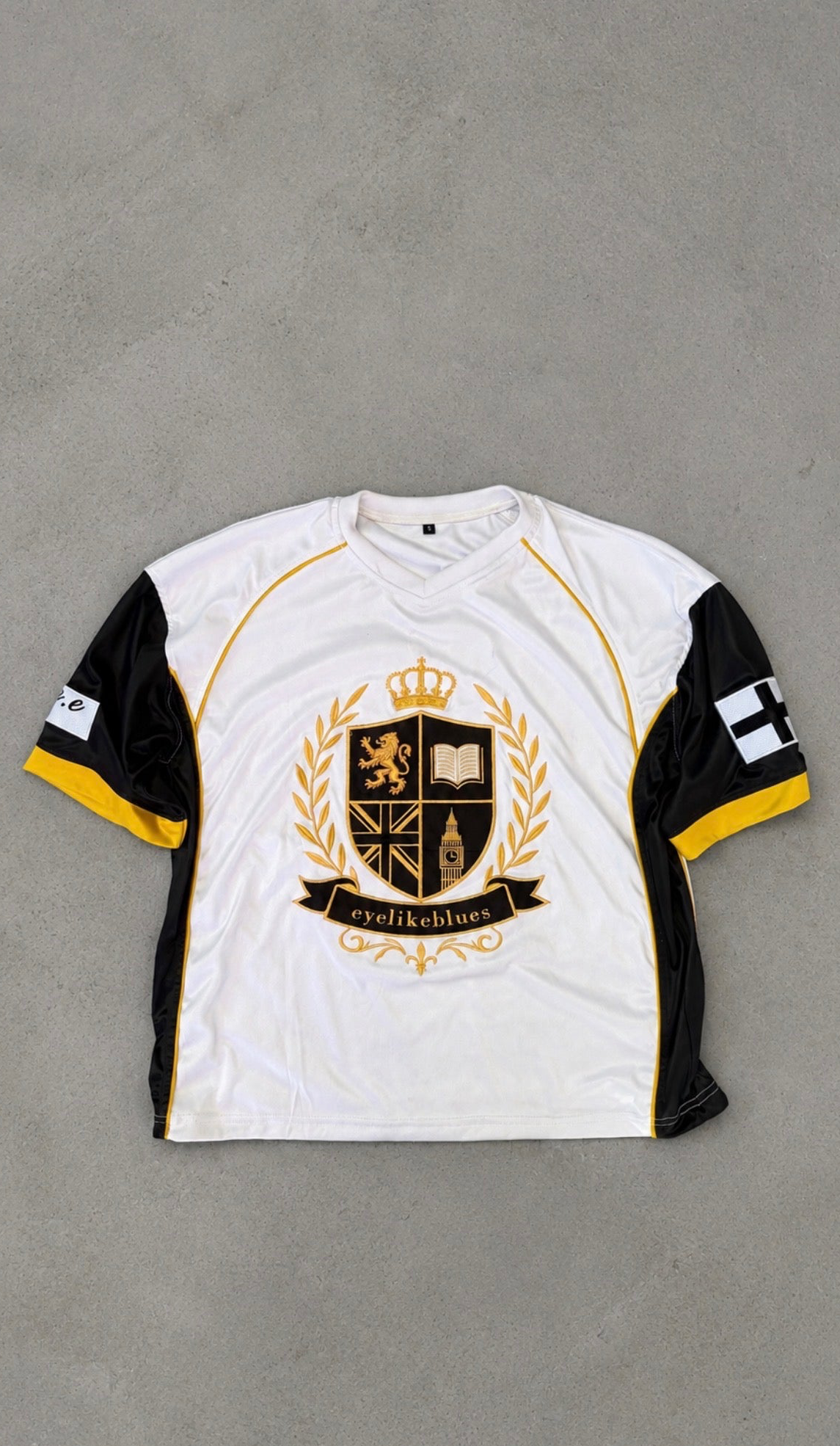 “E.Y.E” Jersey